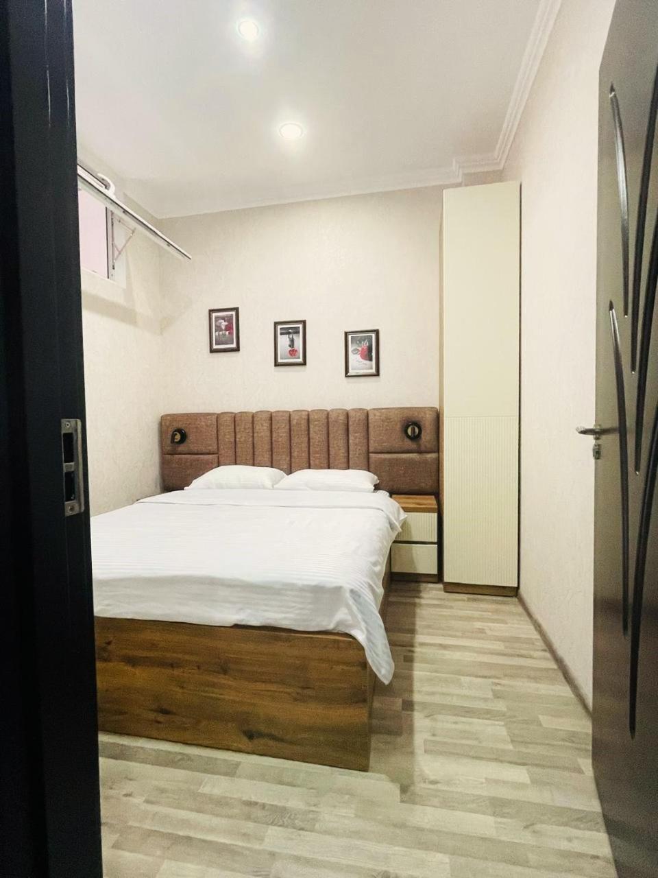 Kate'S New Cozy Apartment クタイシ エクステリア 写真